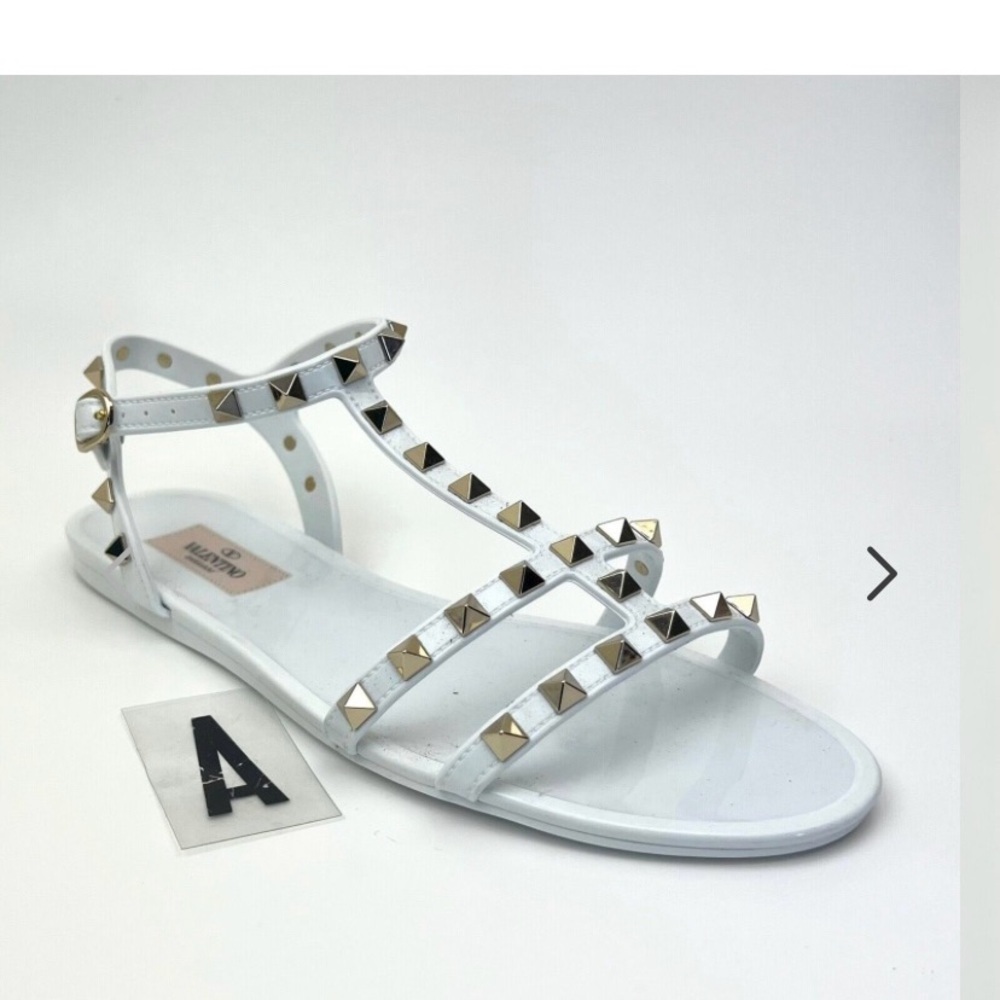 VALENTINO GARAVANI Rockstud Sandal sz 9